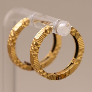 Perfect Vintage 14k Solid Gold Hoops Ribbed & Molded Design | Every Day Hoops | 3/4 Inch Hoops