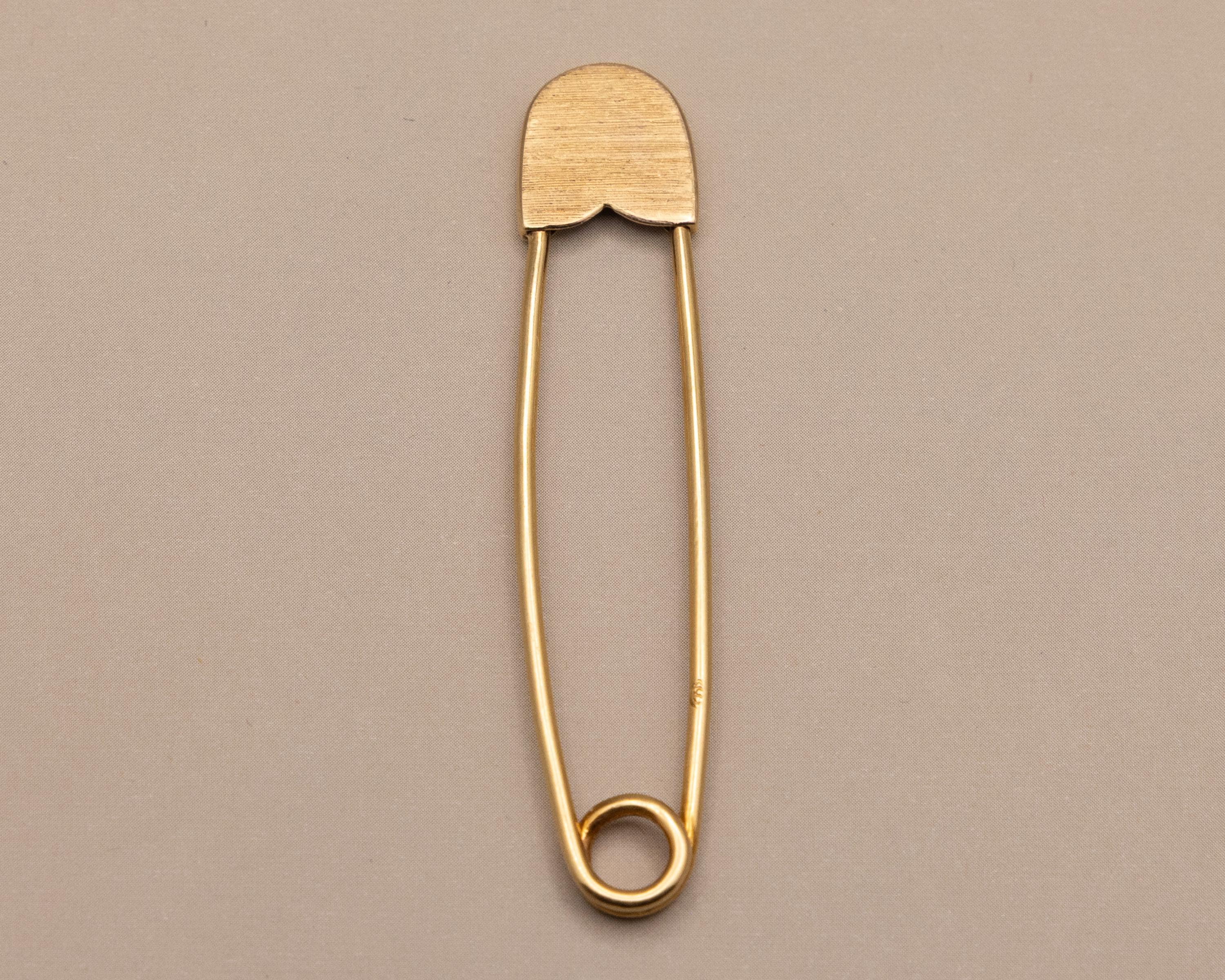 Vintage Diaper Pin Holder - Etsy Canada