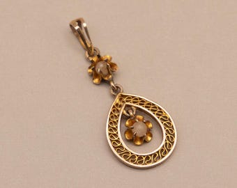 Antique 10k Gold Lavalier Pendant | 1920s Edwardian Style | Openwork Teardrop | Real Solid Gold