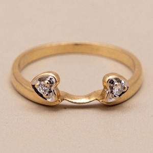 Sweet Vintage 14k Gold Ring Enhancer with Diamond Heart Guards | Ring Jacket | Size 5.75