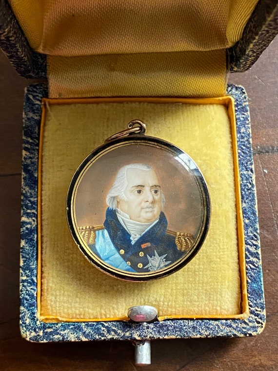 Louis XVIII Antique Verre Églomisé Pendant , Frenc