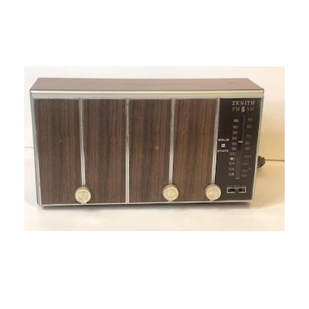 Vintage Zenith AM/FM Solid State Table Radio Model Z430A Tested & Works ...