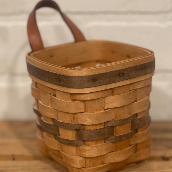 Vintage Bradford Hand Woven Basket with Leather Strap | Vintage Basket | Wall Hanging Basket | Leather Handle Basket | USA Made | Handmade