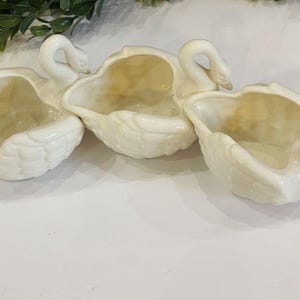 Lenwile Ardalt Artware 3 Porcelain Swans Figurine Japan 10 3/4" W Collectible | Set of three swans | Swan Planters| Gifts for Her | Vintage image 6