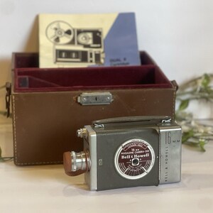 Bell & Howell Filmo 16mm Movie Camera – Vintage Taylor-Hobson Lens – Magazine Film Camera w/ Case Mid Century Equipment | Collector’s Camera
