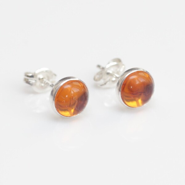 925 Sterling silver stud earrings with natural Amber