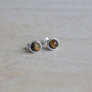 925 Sterling silver stud earrings with natural Tiger Tiger&#39;s eye