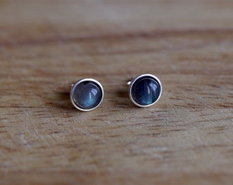 925 Sterling silver stud earrings with 6 mm Labradorite gemstones
