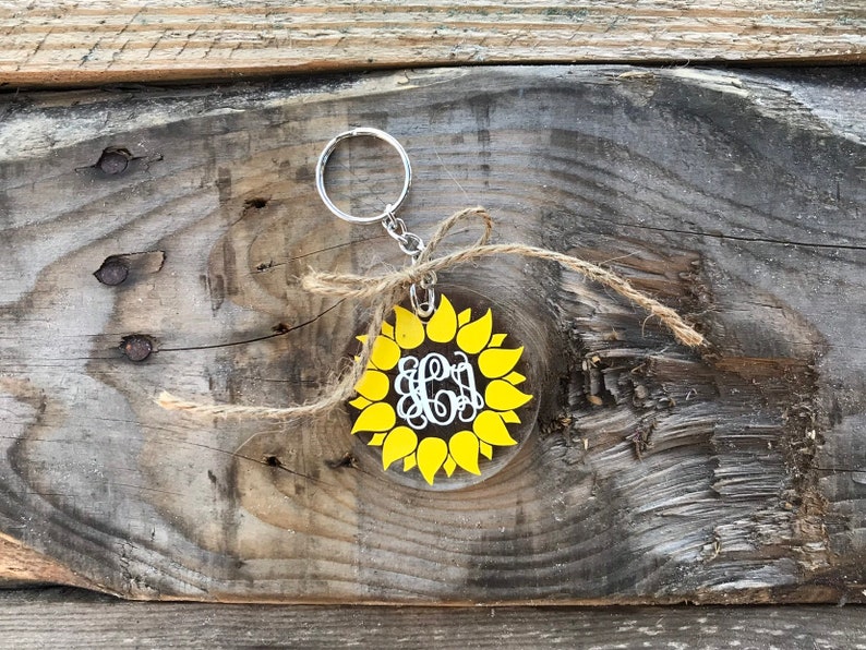 Free Free 142 Sunflower Keychain Svg SVG PNG EPS DXF File