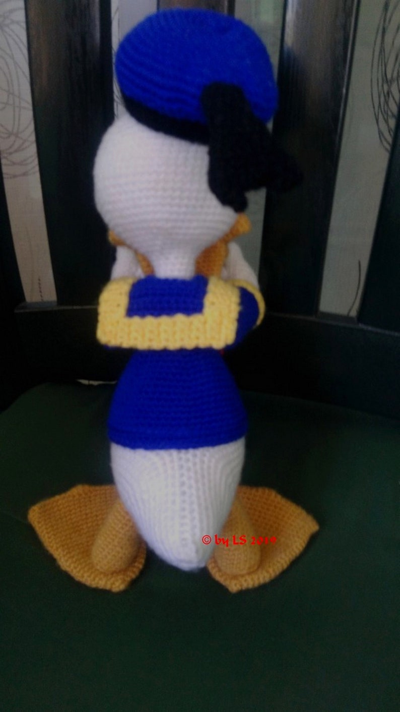 Patron au crochet Donald Duck allemand, anglais, espagnol, téléchargement PDF image 3