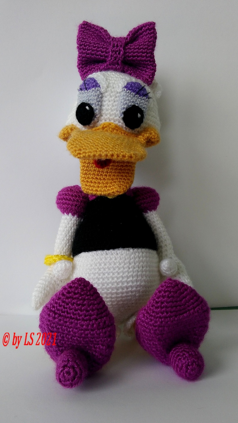 Pattern Daisy Duck PDF Crochet Pattern Daisy Duck Amigurumi English - German - Spanish - Etsy
