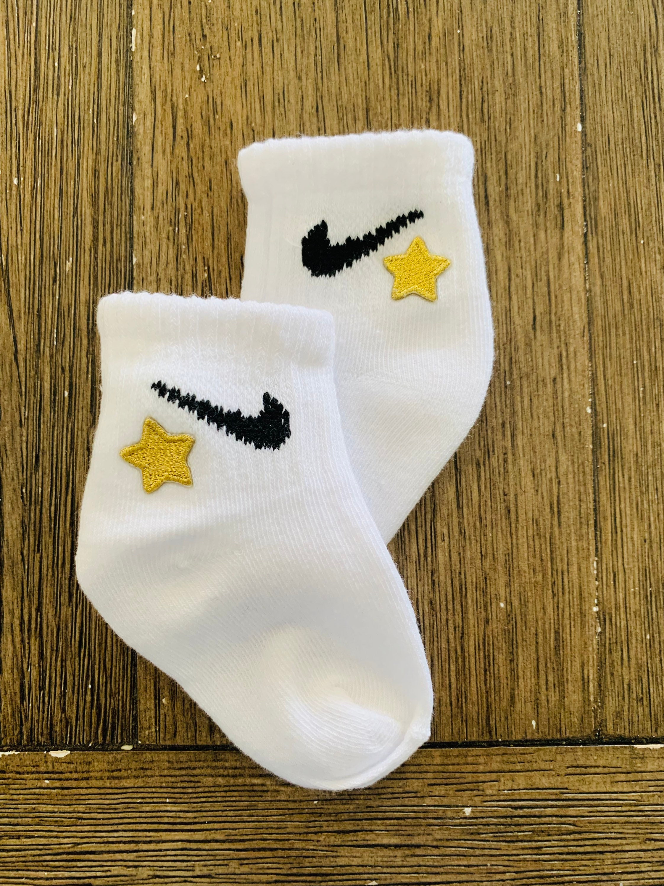 nike baby girl socks