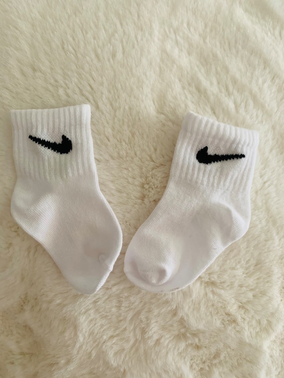 nike infant socks white