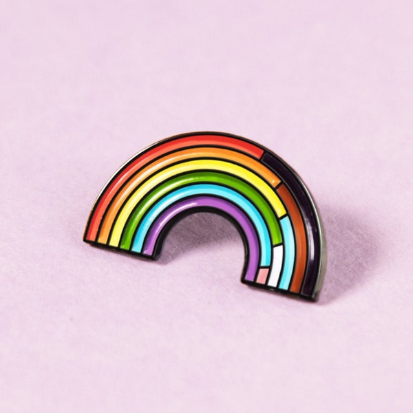 Spilla arcobaleno inclusiva - Progresso LGBT Pride Wedding Distintivo smaltato Nero Trans Lives Adesivo Gay Lesbiche Bisessuali Queer Compleanno Orecchino Regalo