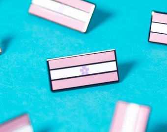 The Sapphic Flag Enamel Pin