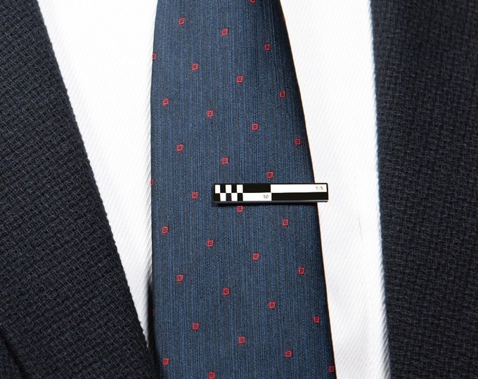 The "1:5 Scale Bar" Tie Bar