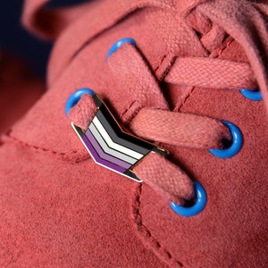 Asexual Lace Locks — Small Subtle Gay Pride Shoelace Shoe Charm Sneaker Pendant LGBT Gay Bisexual Biromantic Demisexual Queer Gift Present