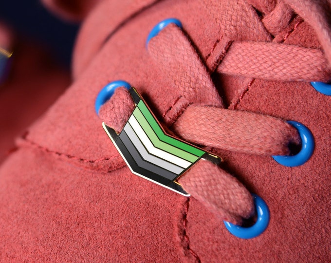 The Aromantic Shoelace Locks