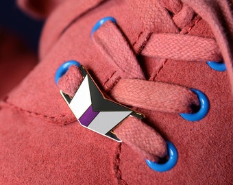 The Demisexual Shoelace Locks