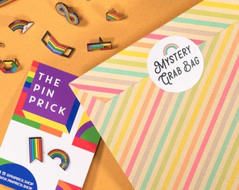 Bolsas misteriosas — Accesorios del Orgullo 2 por 1 — El pinchazo — Muestra de liquidación Segundos de grado B Botón de insignia de esmalte LGBT Gay Lesbiana Bi