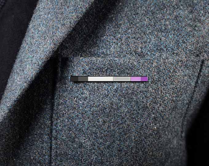 The Asexual Rod Enamel Pin