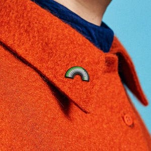 Aromantic Rainbow Pin — Aro Pride Accessory Badge Aroace Acearo Demiromantic Demisexual Acespec Arospec Aspec Asexuality Shirt Lapel Brooch