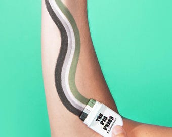 Aromantic Pride Face Paint by Fanbrush®