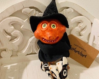 Vintage inspired pumpkin knee hugger doll