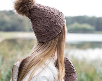 Hat gloves set Fur pom pom Beanie and mittens set Knitted set fur pom pom hat& fingerless mittens Wool hat and mittens Gift for girls