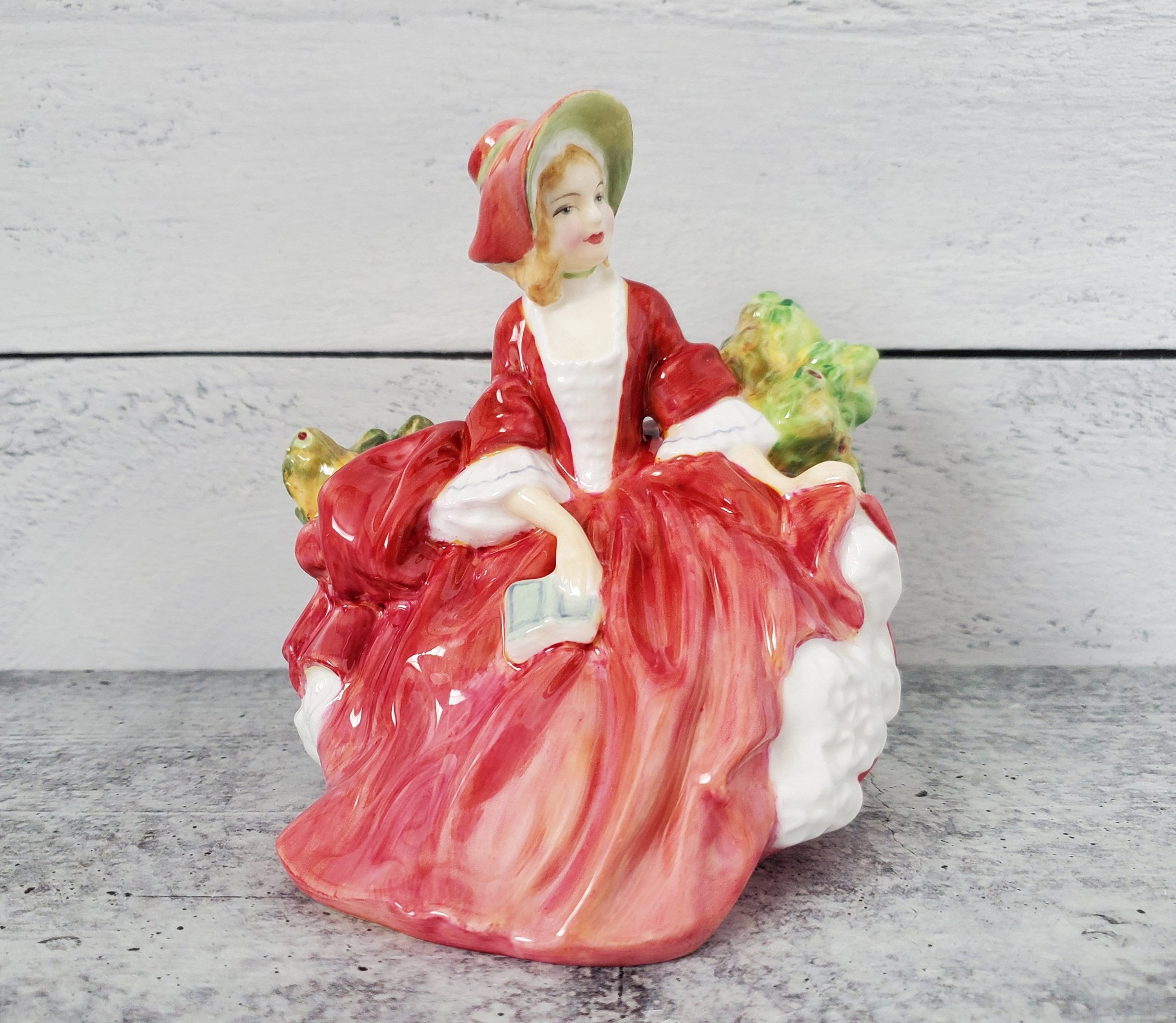 ロイヤルドルトンLydia ロイヤルドルトンLydia Vintage Royal Doulton