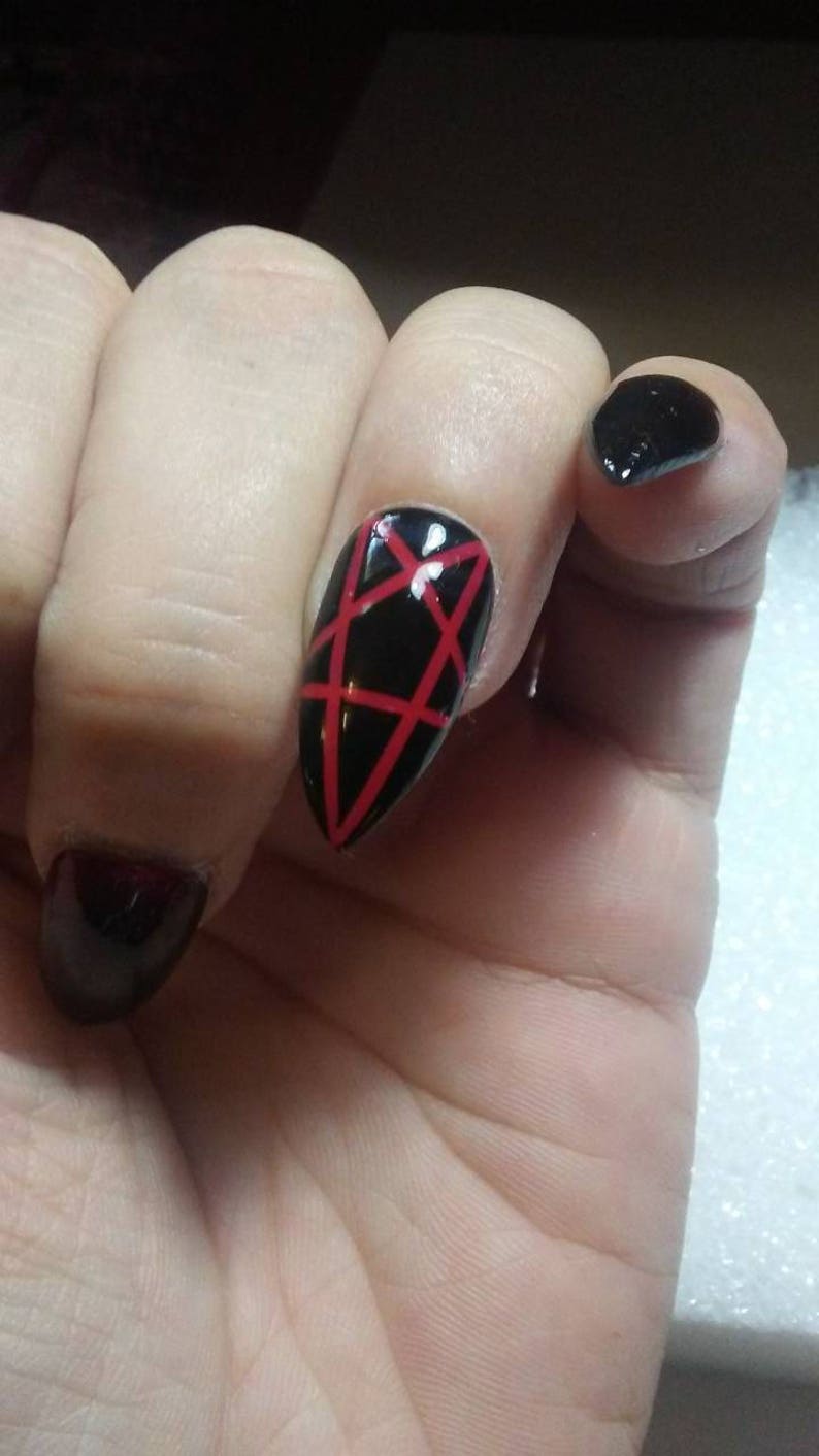 27+ Halloween Devil Nails Pictures