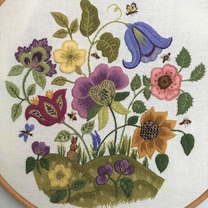 Intermediate Level Crewel Embroidery Kit - Meadowland