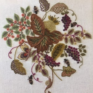 Renaissance- Crewel Embroidery Kit