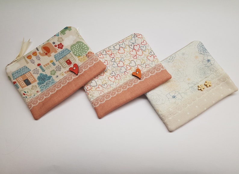 Beige Zip Pouch Small Coin Purse Gift Ideas Credit Card Holder Small Pouch Floral Coin Purse Women Zipper Wallet Small Wallet