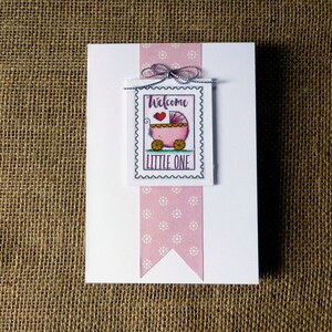 nieuwe babykaart, meisjesbabykaart, babymeisjeskaart, nieuwe babykaart, handgemaakte nieuwe babykaart, gefeliciteerd nieuwe babykaart, welkom babykaart