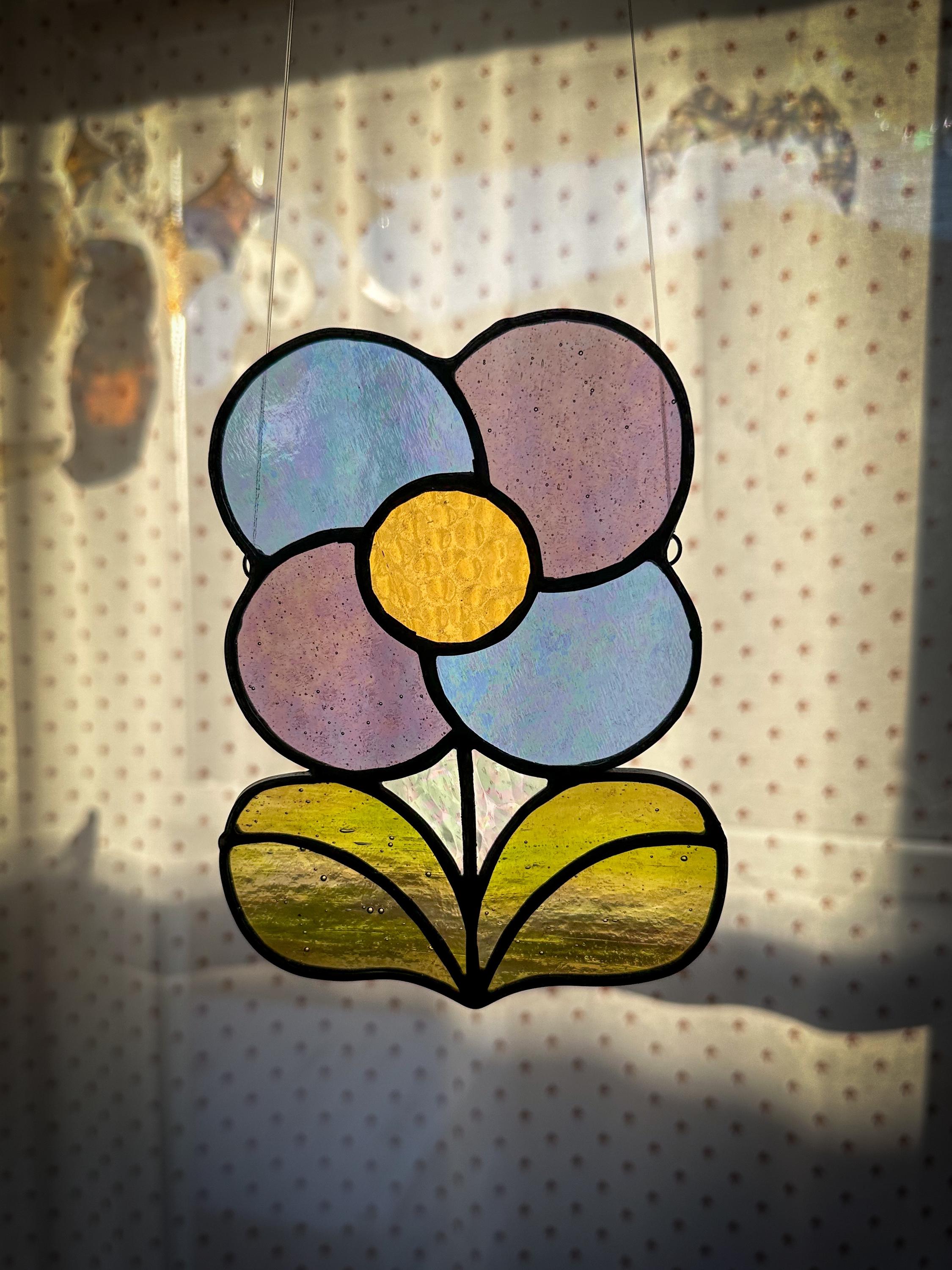 ステンドグラスの模様 - デジタルファイル (pdf png) - レトロフラワー