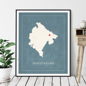 Custom Montenegro Map Art - Heart Over ANY City - Custom Country Map Silhouette, Cadeau personnalisé, Hometown Love Print Travel Heart Map