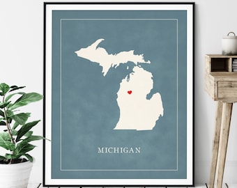 Arte personalizado del mapa de Michigan - Corazón sobre CUALQUIER ciudad - Silueta de mapa estatal personalizada, regalo personalizado, impresión de amor de la ciudad natal, mapa del corazón de viaje