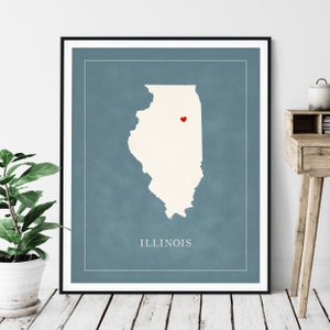 Art de carte personnalisé de l'Illinois - coeur au-dessus de n'importe quelle ville - Silhouette de carte d'état personnalisée, cadeau personnalisé, impression amour ville natale, carte coeur de voyage