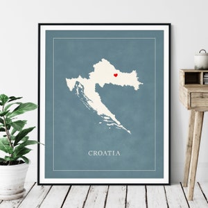 Art de carte personnalisé de la Croatie - coeur sur n'importe quelle ville - Silhouette de carte de pays personnalisée, cadeau personnalisé, ville natale amour impression voyage carte coeur