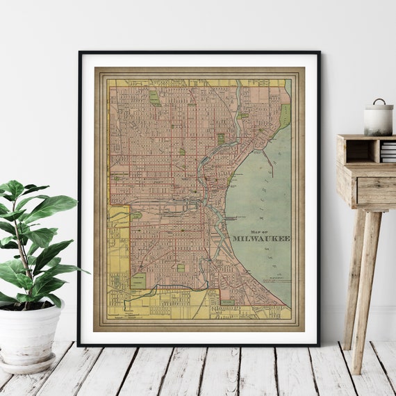 Milwaukee, WI Map Tumbler – Evelyn Henson