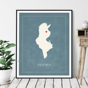 Custom Tunisia Map Art - Heart Over ANY City - Silhouette personnalisée de carte de pays, cadeau personnalisé, impression d’amour de ville natale, carte de coeur de voyage