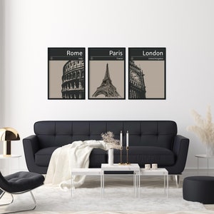 Peut inclure: Trois impressions encadr&eacute;es en noir et blanc de monuments embl&eacute;matiques. Les impressions pr&eacute;sentent le Colis&eacute;e &agrave; Rome, la tour Eiffel &agrave; Paris et Big Ben &agrave; Londres. Chaque impression porte le nom de la ville et du pays en haut.
