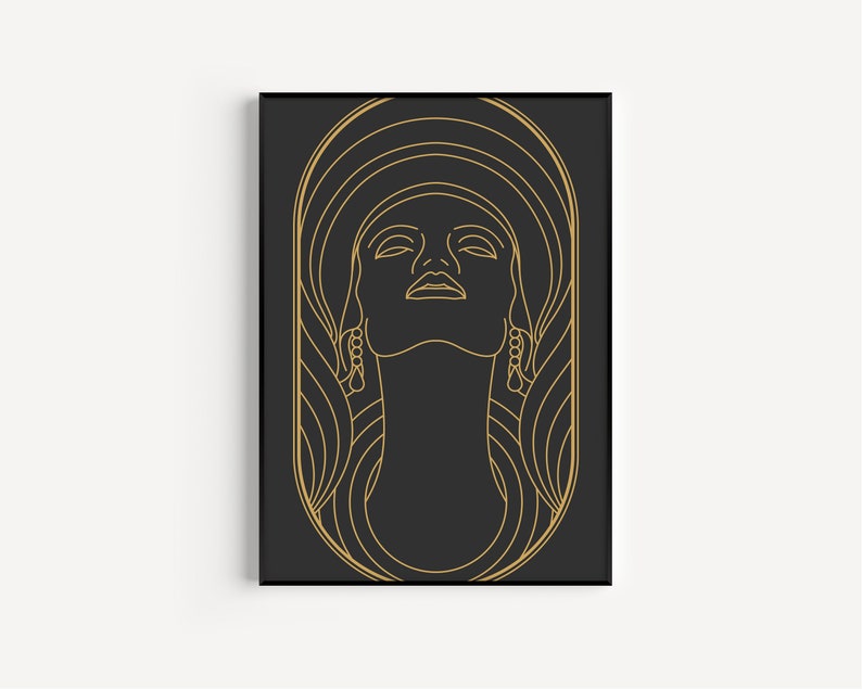 Puede incluir: Una impresi&oacute;n de arte de l&iacute;nea negra y dorada de la cara de una mujer con los ojos cerrados y la cabeza echada hacia atr&aacute;s. La mujer lleva pendientes y est&aacute; rodeada de un marco decorativo.