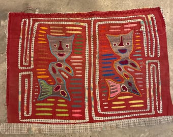 B1825. OLD VINTAGE CAT Mola