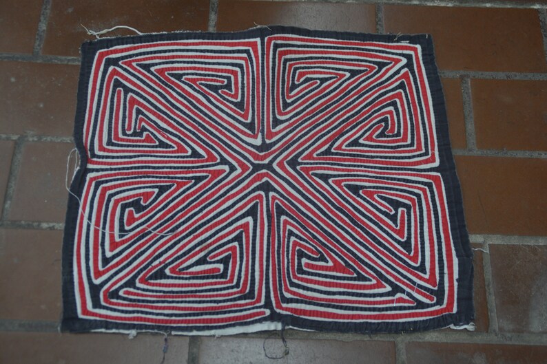 1932. OLD GEOMETRIC MOLA - Etsy