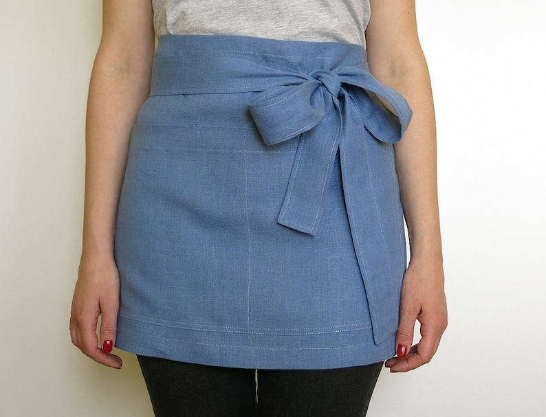 Blue half apron. Sewing easy