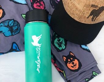 Malamute Script - MINI DECAL - Alaskan Malamute - Alta Calidad - Calcomanías de botellas de agua - Pegatina