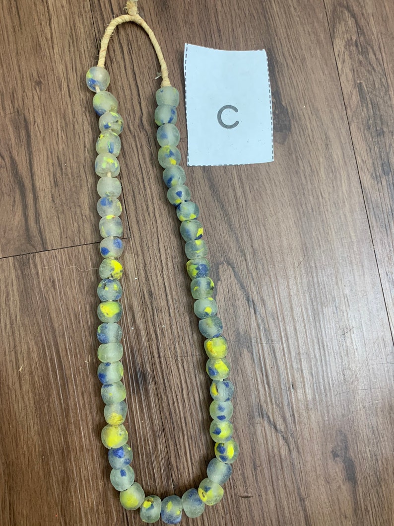 Small ghana recycle glass beads