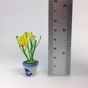 Miniature clay flowers,Dollhouse,porcelain flowers,sculpture,clay flowers